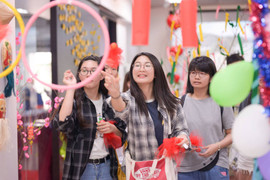 Du học sinh Việt mang văn hóa, ẩm thực nước nhà tới bạn bè quốc tế