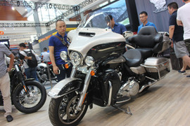 Cận cảnh mẫu siêu motor Harley-Davidson Ultra Limited Low 2018 đắt ngang một căn biệt thự