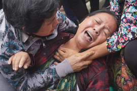 Không được gặp Trưởng ban tiếp dân Trung ương, dân Thủ Thiêm bật khóc