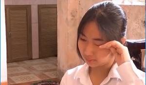 Không có hộ khẩu Hà Nội, nữ sinh có nguy cơ phải nghỉ học: UBND quận Long Biên lên tiếng