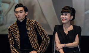 Việt Hương: ‘Đồng nghiệp bảo tôi chơi ngu khi làm phim cùng Hồng Thanh’