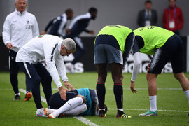 Chấn thương sát ngày khai mạc World Cup, Mbappe trấn an tuyển Pháp