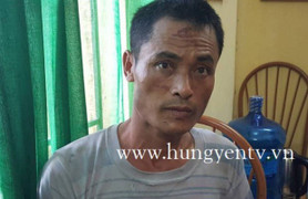 Gã đàn ông chém vợ và con dâu trọng thương rồi trốn trong vườn chuối