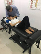 Cô gái 27 năm khuỵu ngã vì căn bệnh bại liệt 'hồi sinh' nhờ trị liệu thần kinh cột sống