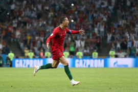 Tây Ban Nha - Bồ Đào Nha: Ronaldo và những con số 3
