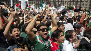 Ăn mừng bàn thắng quá 'sung', cổ động viên Mexico gây động đất ở quê nhà