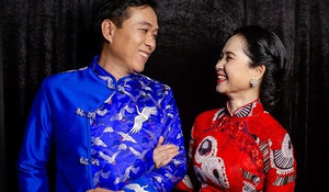 Chồng gặp sự cố trước giờ diễn, NSND Lan Hương tự tay khâu áo cho chồng