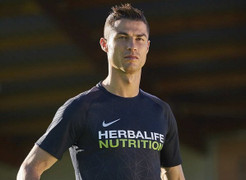 Herbalife Nutrition tiếp tục là nhà tài trợ dinh dưỡng chính thức cho Cristiano Ronaldo