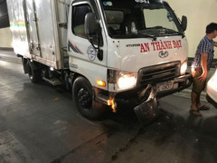 Tai nạn liên hoàn, hầm Hải Vân ùn tắc nhiều giờ