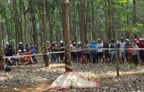 Cha bận việc gửi con cho bạn thân trông coi, bé gái 4 tuổi chết bất thường