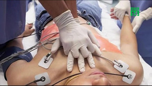 Video: Ăn mừng bàn thắng World Cup, người đàn ông đau tim nhập viện