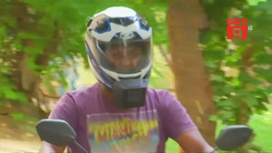 Mục sở thị điều hòa cho mũ bảo hiểm, ra đường không sợ nóng