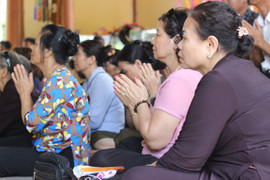 Video: Hàng trăm tăng ni phật tử làm đại lễ cầu siêu cho anh hùng liệt sĩ ở Quảng Bình