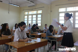 Hôm nay, thí sinh bước vào ngày thi đầu tiên kỳ thi THPT Quốc gia 2018