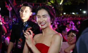 Hòa Minzy làm mới hit triệu lượt nghe để cổ vũ fan thi THPT Quốc gia 2018