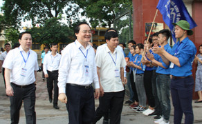 Bộ trưởng Nhạ: Xử lý nghiêm trường hợp giám thị không thực hiện đúng quy chế