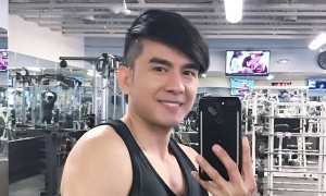 Ngoài 40 tuổi, Đan Trường vẫn khiến fan 'phát sốt' bởi vẻ ngoài thách thức thời gian