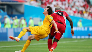 Dùng đòn hồi mã thương hạ Úc, Peru ngẩng cao đầu rời World Cup