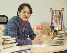 Từ 'diễn viên' vô danh, ông chủ của Yeah1 vụt sáng thành 'ngôi sao' trên sàn chứng khoán