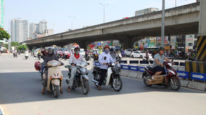 Thời tiết ngày 29/6: Nắng nóng gay gắt gần 40 độ C bủa vây Hà Nội