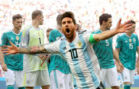 Vòng bảng World Cup 2018: Argentina chết đi sống lại, Đức bị loại sốc