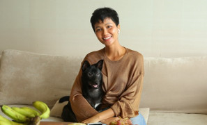 Cuộc sống của H'Hen Niê trong căn hộ phần thưởng Hoa hậu