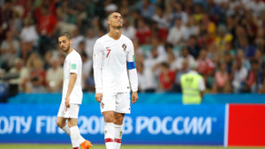 Bồ Đào Nha bị loại khỏi World Cup, Ronaldo chưa vội tính chuyện chia tay