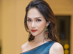 Hương Giang bất ngờ không diễn ở vị trí vedette cùng Phạm Hương