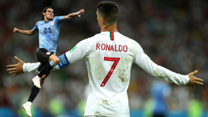 Ronaldo nối dài chuỗi tịt ngòi, Uruguay tái lập kỳ tích 88 năm