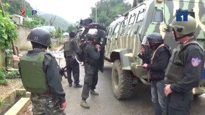 Video: Toàn cảnh cuộc chiến khốc liệt với trùm ma túy nguy hiểm ở Lóng Luông