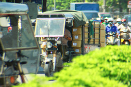 Thu hồi xe ba bánh tự chế từ 1/7: Hà Nội khẳng định 'không chính xác'