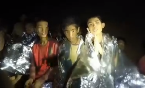 Video: Đội bóng Thái Lan nói vẫn khỏe mạnh, gửi lời chào tới thế giới bên ngoài