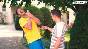 Clip giễu cợt Neymar ăn vạ ở World Cup hút triệu views trên Facebook