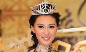 Lại thêm 1 Á hậu Hong Kong kết hôn với tỷ phú đáng tuổi bố
