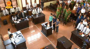 Infographic: Những ai bị khởi tố sau sự cố chạy thận làm 9 người thiệt mạng ở Hoà Bình?