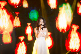 Phạm Quỳnh Anh khoe chất giọng ngọt ngào, đầy cảm xúc trong sáng tác của Wanbi Tuấn Anh