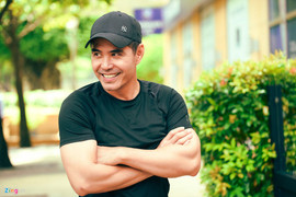 Diễn viên Trung Dũng: 'Ở tuổi 45, yêu đương chỉ là vui chơi qua đường'