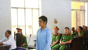 Gã đàn ông giết vợ, chôn xác ngay trong vườn nhà rồi giả vờ đi tìm