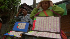 Người Thái Lan chọn mua xổ số liên quan đến đội bóng mắc kẹt