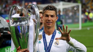 Ronaldo viết tâm thư giải thích lý do chia tay Real Madrid