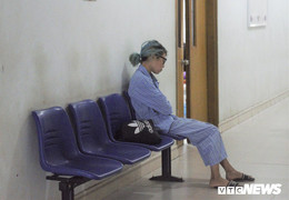 'Hot girl' Bella tâm thần, ôm con đi lang thang: Điều trị thế nào?