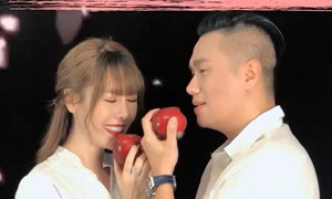 Mặc vợ Việt Anh đe dọa, Quế Vân vẫn hé lộ loạt khoảnh khắc tình tứ với nam diễn viên