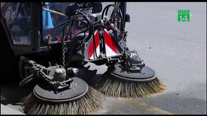 Vì sao Hà Nội cử công nhân sang Đức học điều khiển máy quét rác?