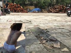 Trích xuất camera truy tìm nhóm người lột đồ, đổ mắm tôm lên người cô gái