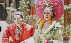 Nam Thư nhận Nút bạc Youtube chỉ sau một đêm