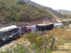 Video: Tai nạn liên hoàn trên cao tốc, nhiều xe cháy trơ khung, 8 người chết