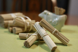 Tắc ruột một tuần do nuốt phải tăm xỉa răng