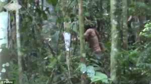 Người sống sót cuối cùng của bộ lạc Amazon, sống cô độc hơn 20 năm trong rừng