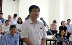 Cán bộ thi hành án vào trại giam xác minh tài sản của ông Đinh La Thăng