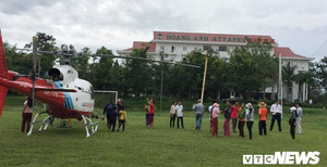 Vỡ đập thủy điện ở Lào: Người Việt ùn ùn kéo về nước tránh lũ